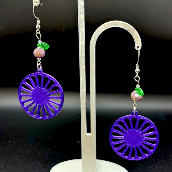Geometric Earrings - Picture 6 of 6